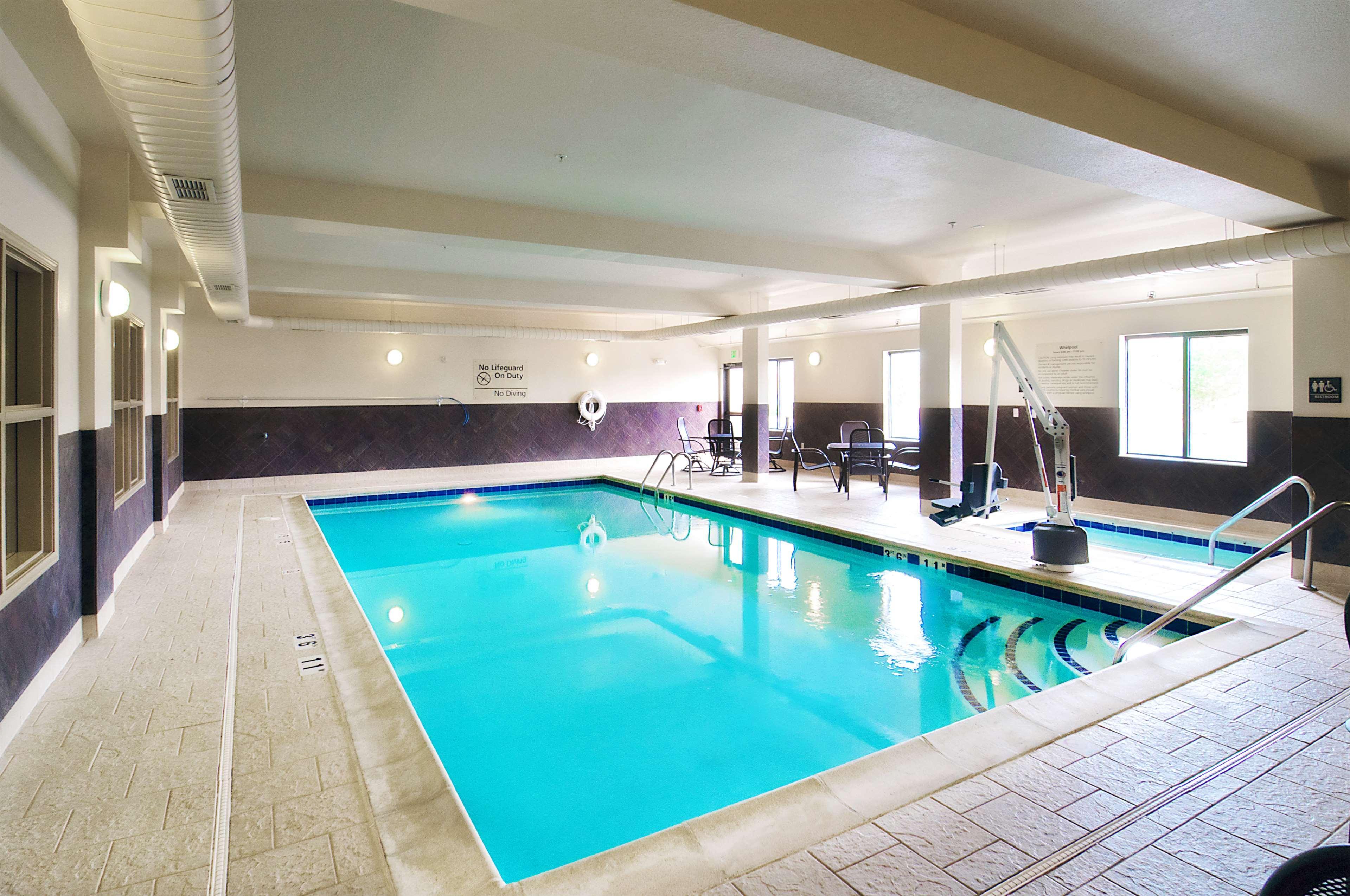 Hampton Inn Ларами Экстерьер фото