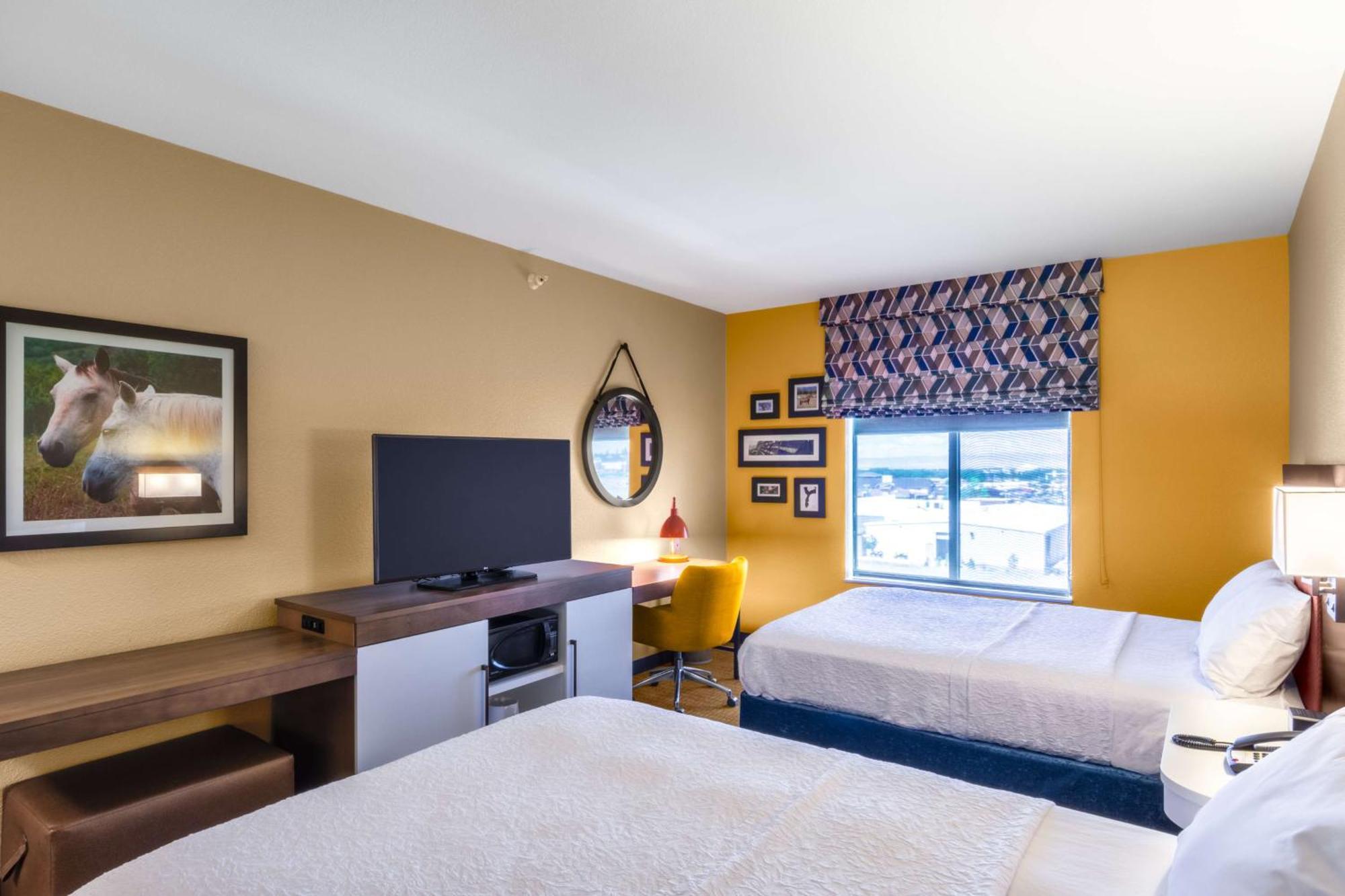 Hampton Inn Ларами Экстерьер фото