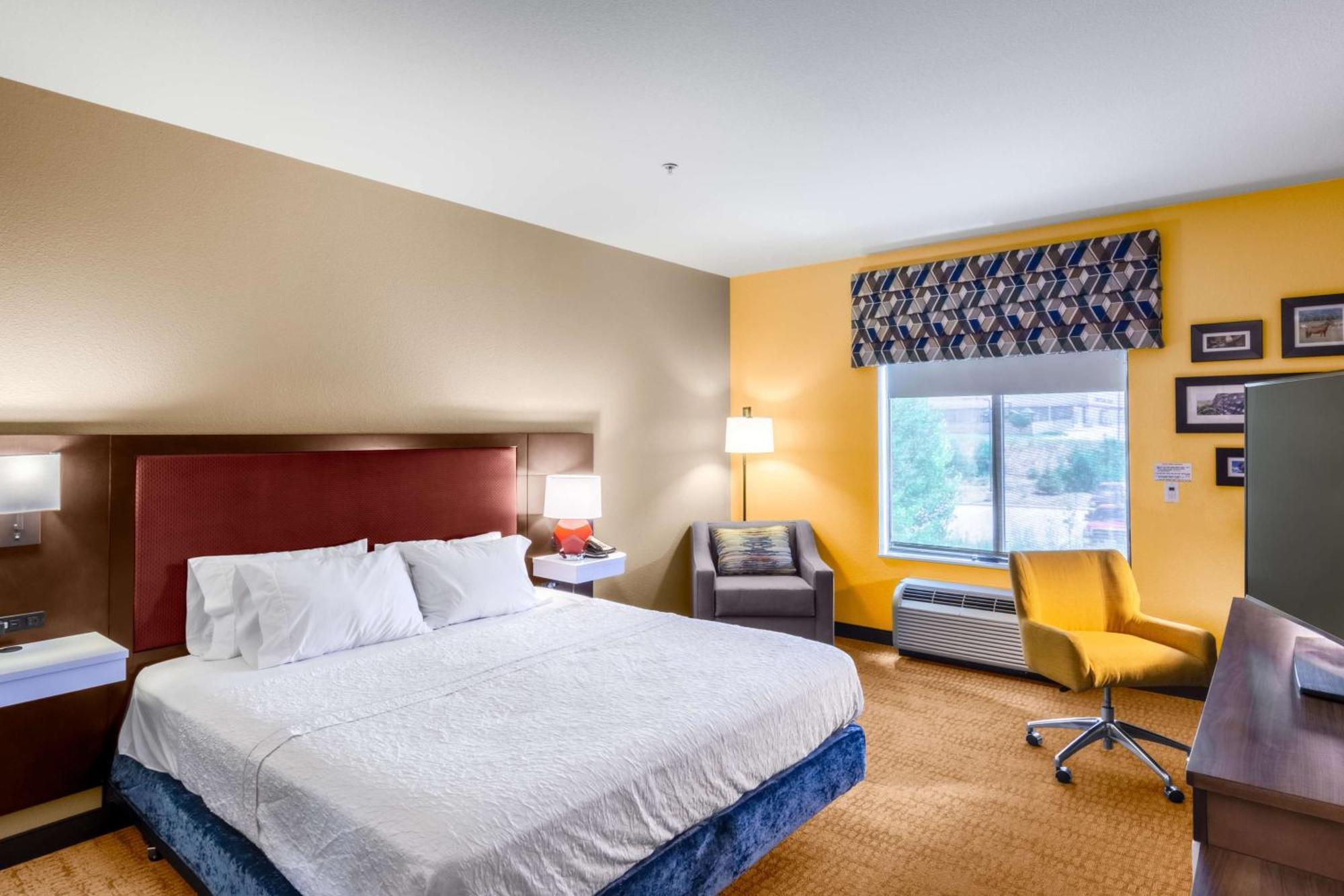 Hampton Inn Ларами Экстерьер фото